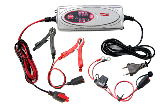  BOSCH C3 Fully Automatic 4-Mode 6/12V Smart Battery Charger and  Maintainer (3.8 Amps) : Automotive